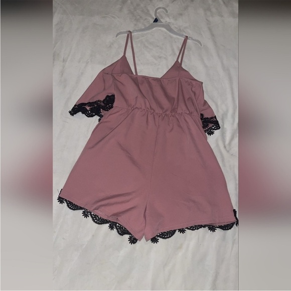 Love Chelsey size medium pink romper - Picture 2 of 5
